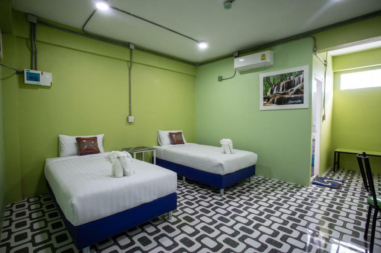 Baan Chang Hotel & Coffee House Tak Extérieur photo
